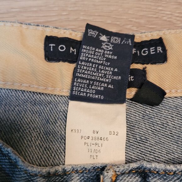 VTG Tommy Hilfiger Jeans 36x32 Freedom Fit Relaxed Straight Medium Light Y2K - Picture 5 of 10